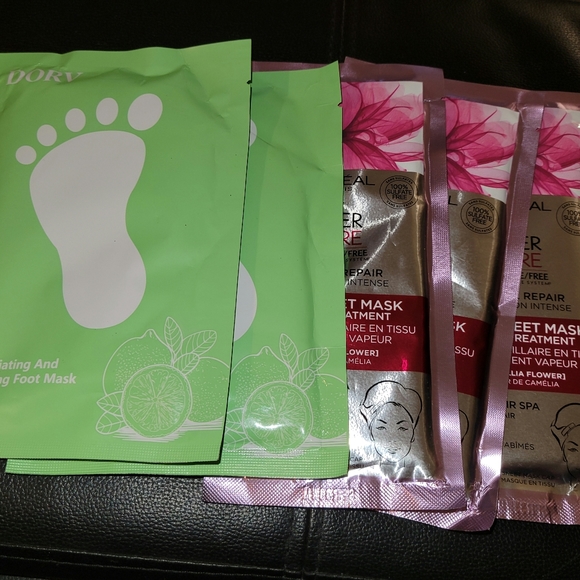 Skincare Bundle of a mixed assortment of brands such as Bliss and Loreal Paris - Picture 7 of 10